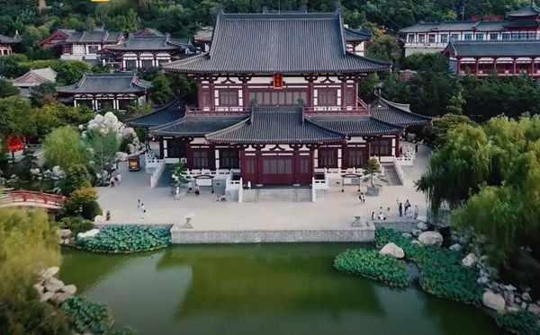 骊宫怎样读,骊宫的的准确读音,骊宫在那里