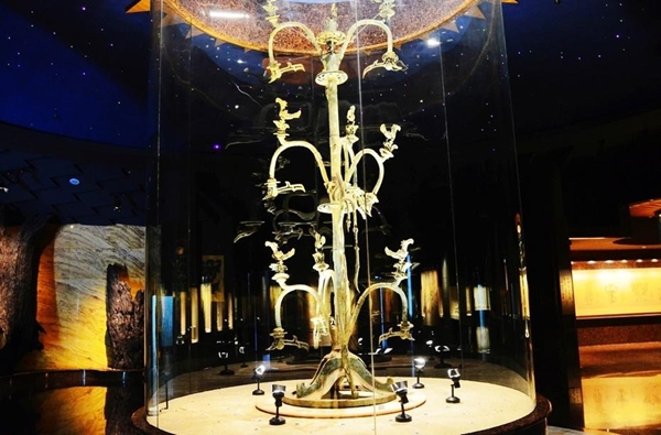 三星堆为甚么叫三星堆,三星堆遗迹在那里