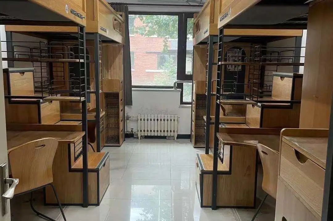 清华大学宿舍前提怎样样,有空协调自力洗手间吗?(附宿舍图片)