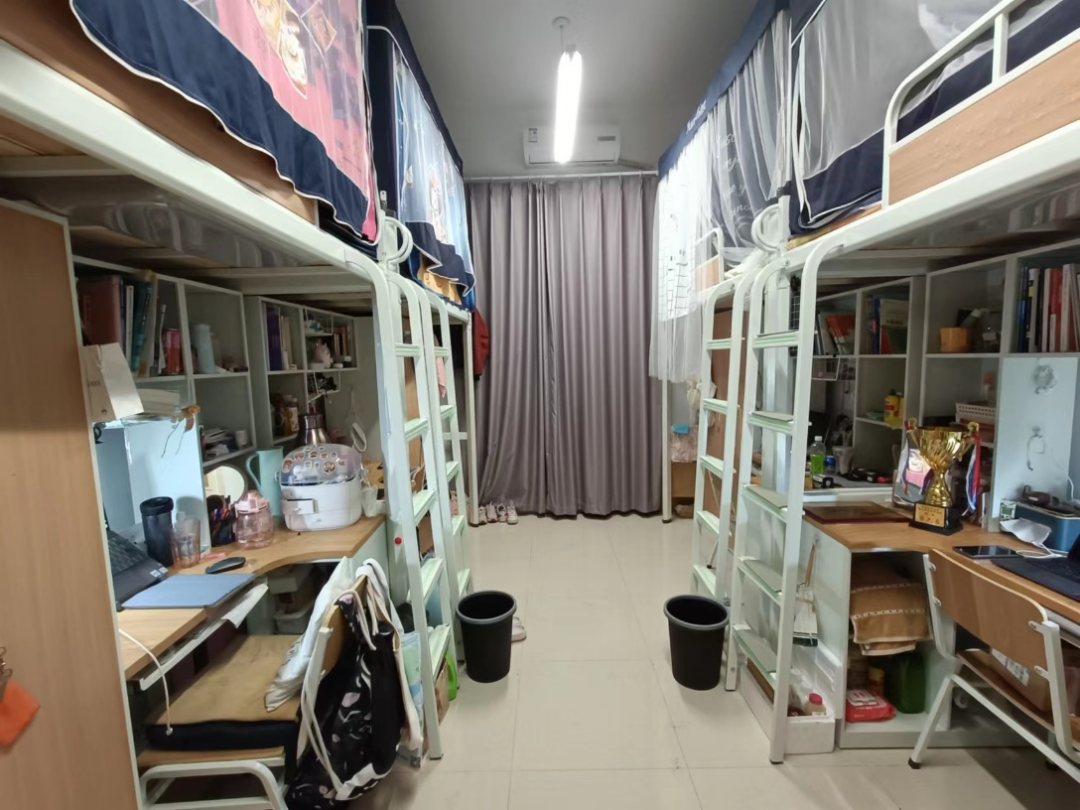 中心民族大学宿舍前提怎样样,有空协调自力洗手间吗?(附宿舍图片)