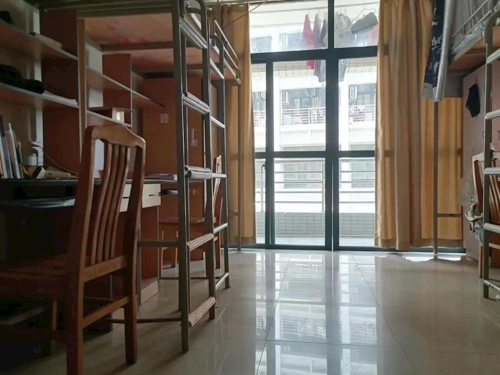 广东东软学院宿舍前提怎样样,有空协调自力洗手间吗？（附宿舍图片）