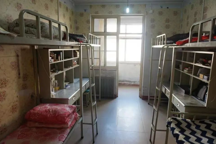 安阳工学院宿舍前提怎样样,有空协调自力洗手间吗？（附宿舍图片）