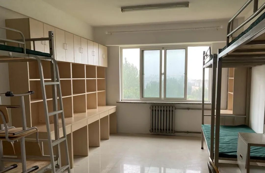 辽宁工程手艺大学宿舍前提怎样样,有空协调自力洗手间吗？（附宿舍图片）