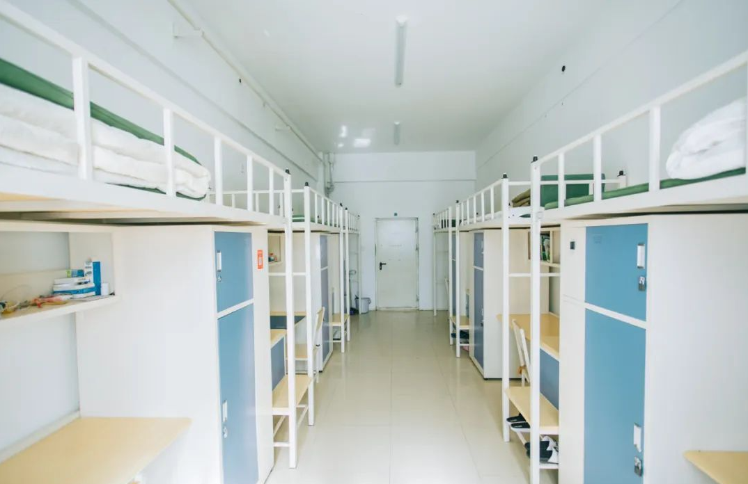 长春电子科技学院宿舍前提怎样样,有空协调自力洗手间吗？（附宿舍图片）
