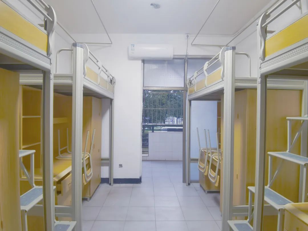江西农业大学宿舍前提怎样样,有空协调自力洗手间吗？（附宿舍图片）