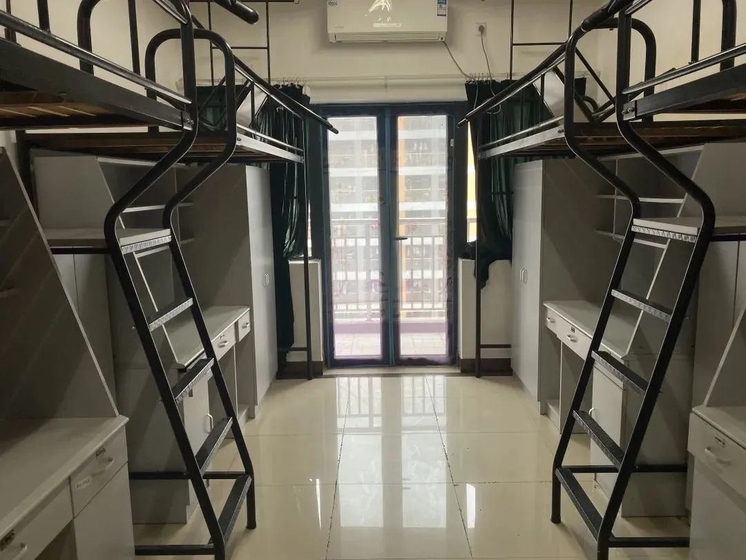 南京航空航天大学宿舍前提怎样样,有空协调自力洗手间吗？（附宿舍图片）