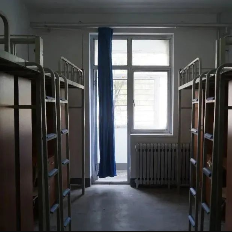 天津财经大学宿舍前提怎样样,有空协调自力洗手间吗？（附宿舍图片）