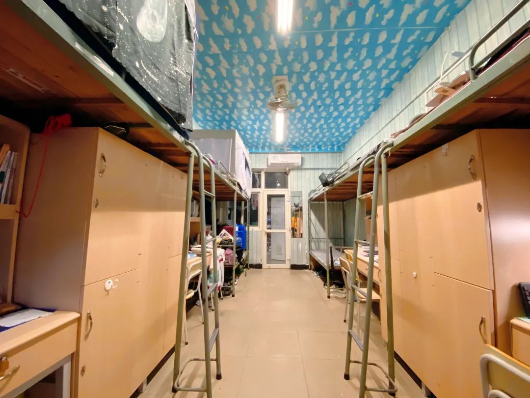 福建农林大学宿舍前提怎样样,有空协调自力洗手间吗？（附宿舍图片）