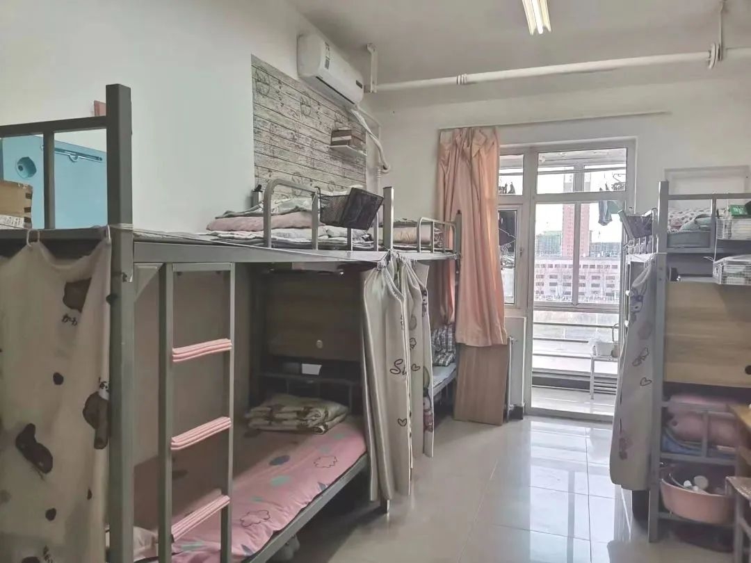 河北科技大学宿舍前提怎样样,有空协调自力洗手间吗？（附宿舍图片）