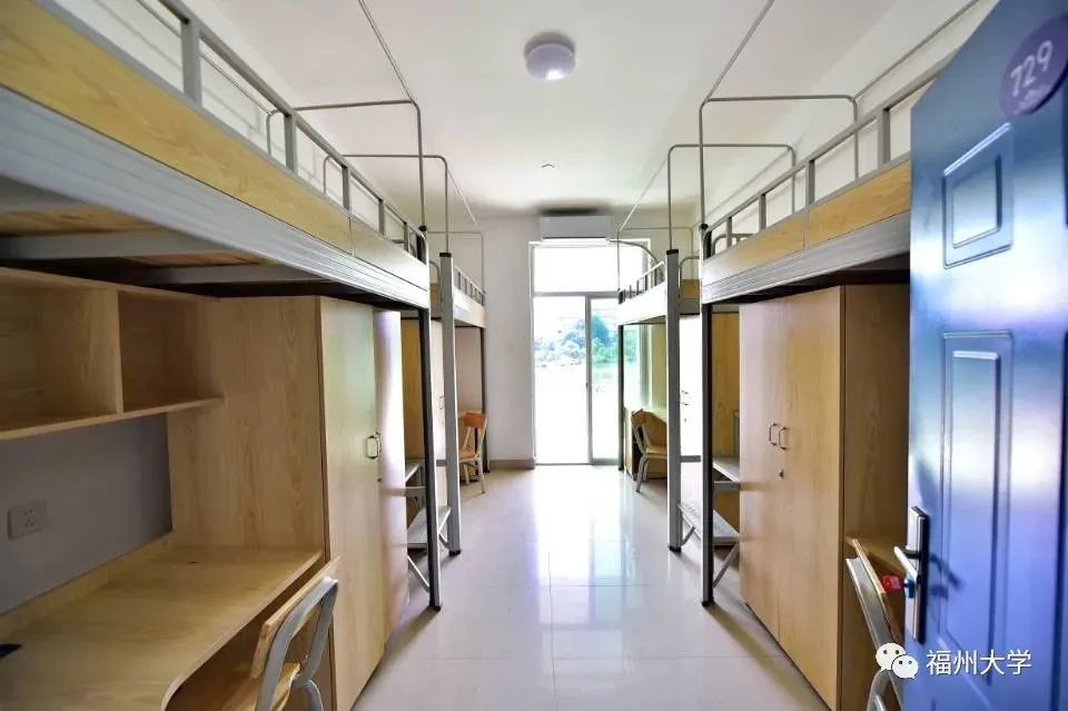 福州大学宿舍前提怎样样,有空协调自力洗手间吗？（附宿舍图片）