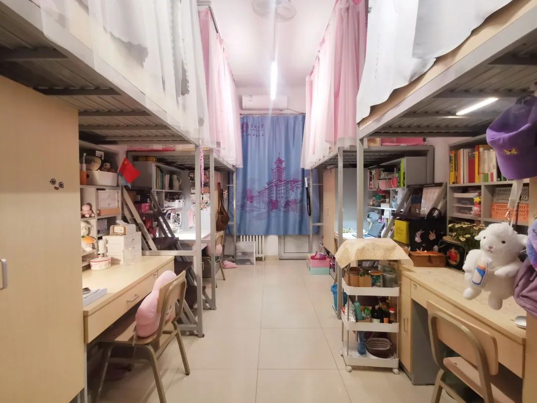 南开大学宿舍前提怎样样,有空协调自力洗手间吗?(附宿舍图片)