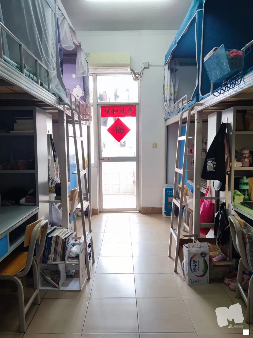 桂林学院宿舍前提怎样样,有空协调自力洗手间吗？（附宿舍图片）