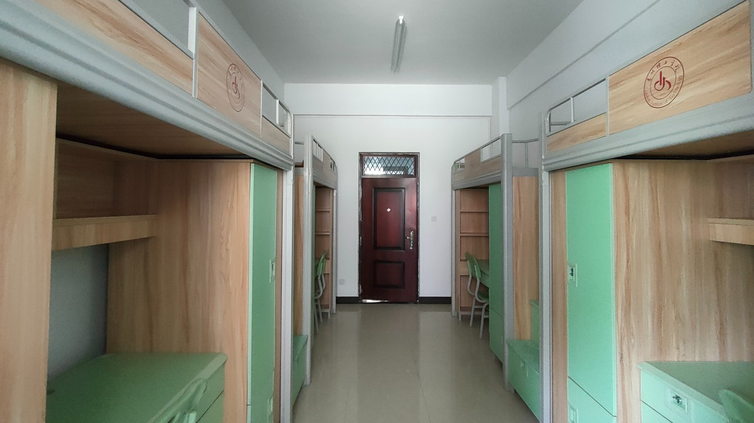 贵州理工学院宿舍前提怎样样,有空协调自力洗手间吗？（附宿舍图片）