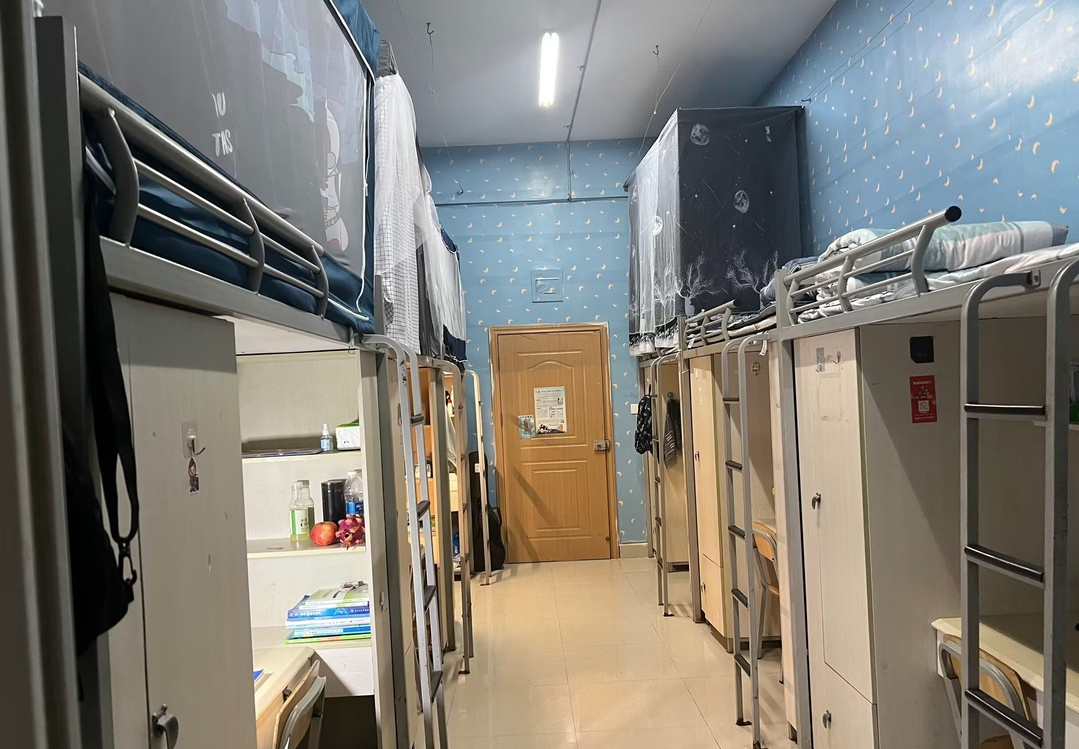 贵州医科大学宿舍前提怎样样,有空协调自力洗手间吗？（附宿舍图片）