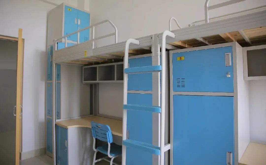 枣庄学院宿舍前提怎样样,有空协调自力洗手间吗？（附宿舍图片）