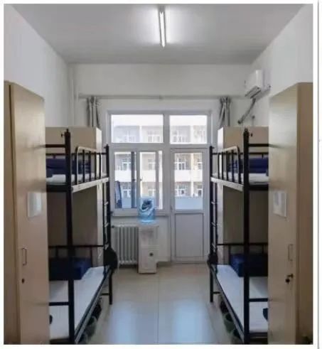 北京大学宿舍前提怎样样,有空协调自力洗手间吗?(附宿舍图片)