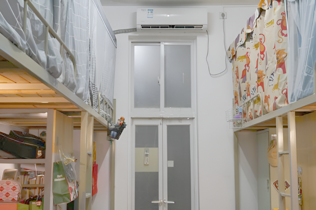 广东陆地大学宿舍前提怎样样,有空协调自力洗手间吗？（附宿舍图片）