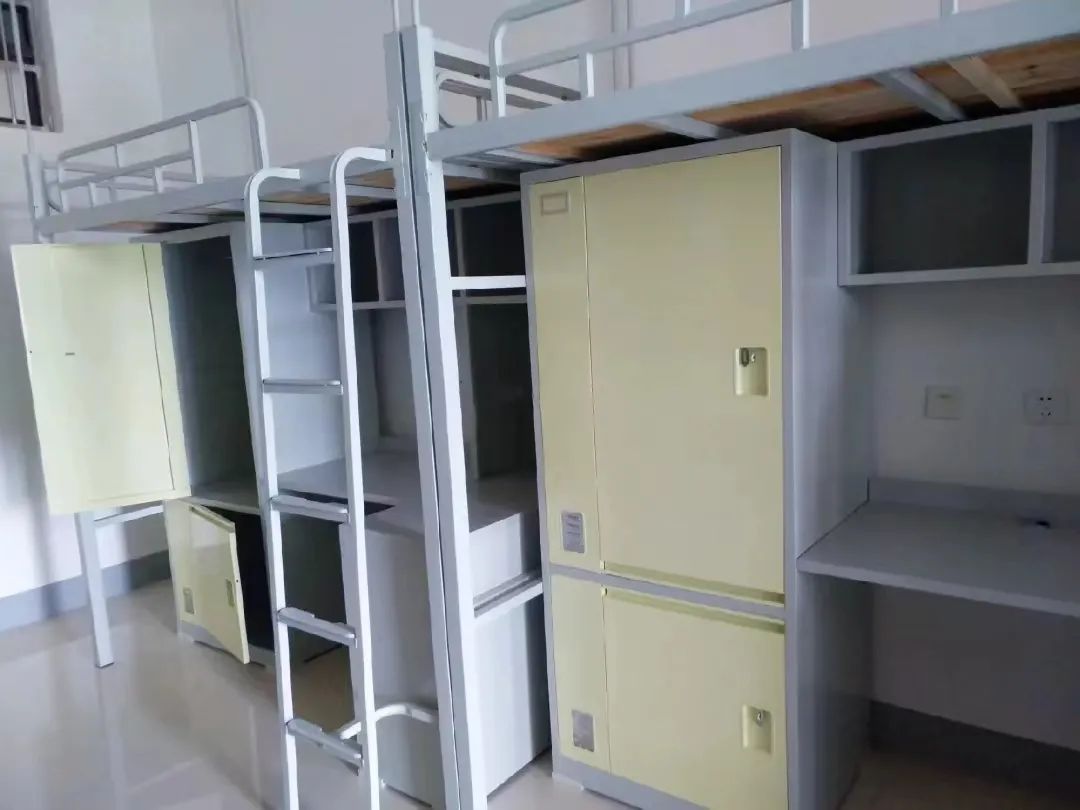 广西艺术学院宿舍前提怎样样,有空协调自力洗手间吗?(附宿舍图片)