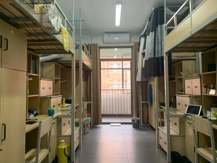 南京传媒学院宿舍前提怎样样,有空协调自力洗手间吗？（附宿舍图片）