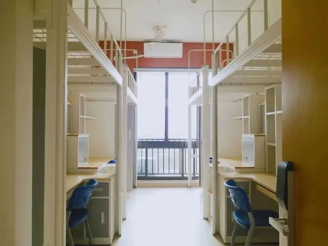 南边科技大学宿舍前提怎样样,有空协调自力洗手间吗？（附宿舍图片）