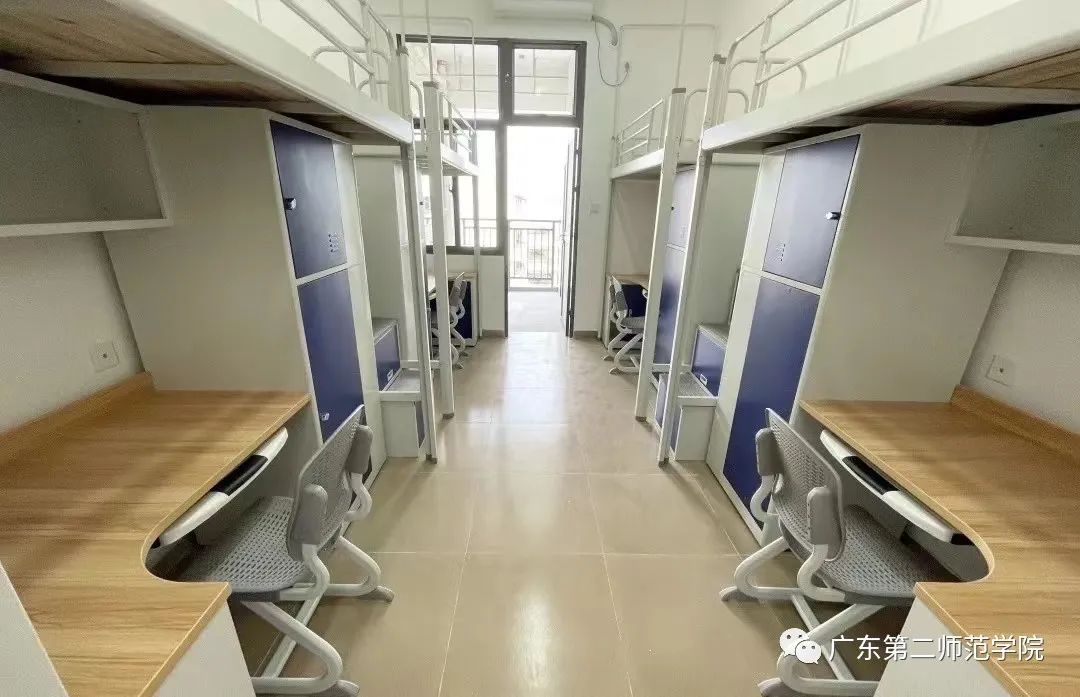 广东第二师范学院宿舍前提怎样样,有空协调自力洗手间吗?(附宿舍图片)