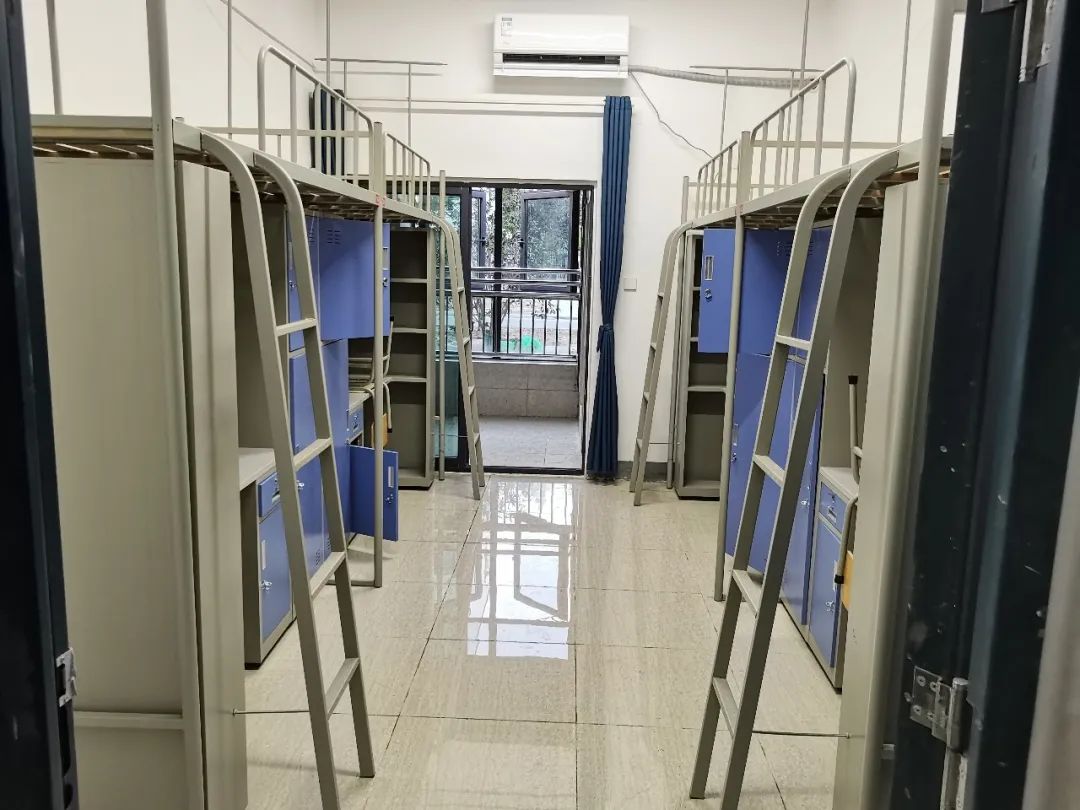 安徽医科大学宿舍前提怎样样,有空协调自力洗手间吗?(附宿舍图片)