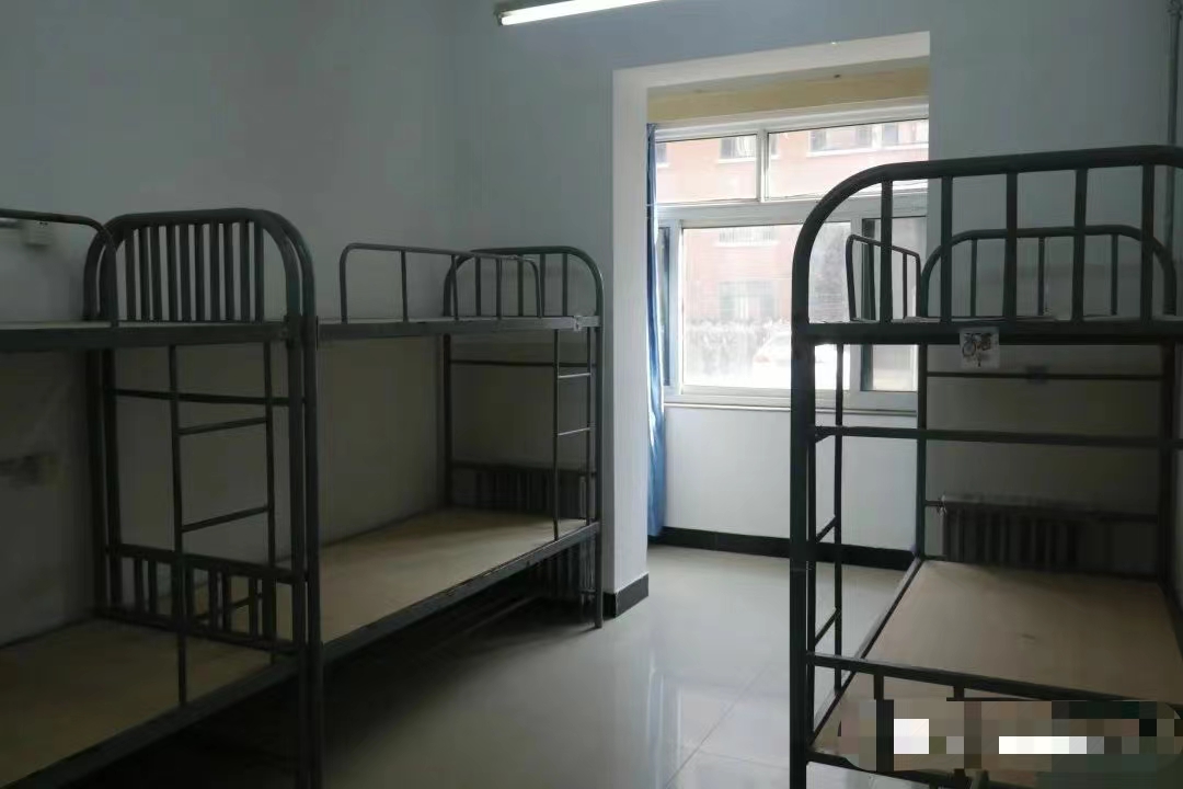 河北情况工程学院宿舍前提怎样样,有空协调自力洗手间吗？（附宿舍图片）