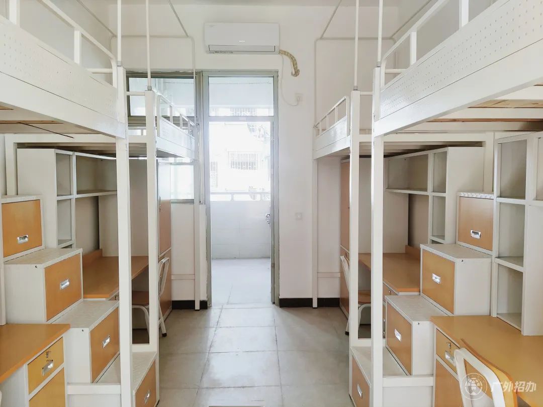 广东外语外贸大学宿舍前提怎样样,有空协调自力洗手间吗？（附宿舍图片）