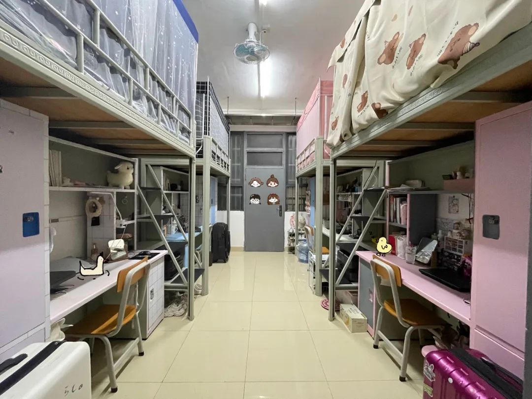 广东煤油化工学院宿舍前提怎样样,有空协调自力洗手间吗?(附宿舍图片)