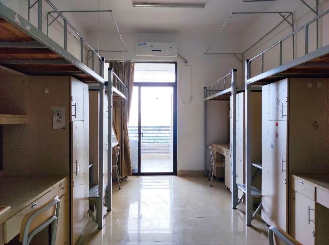 福建理工大学宿舍前提怎样样,有空协调自力洗手间吗？（附宿舍图片）