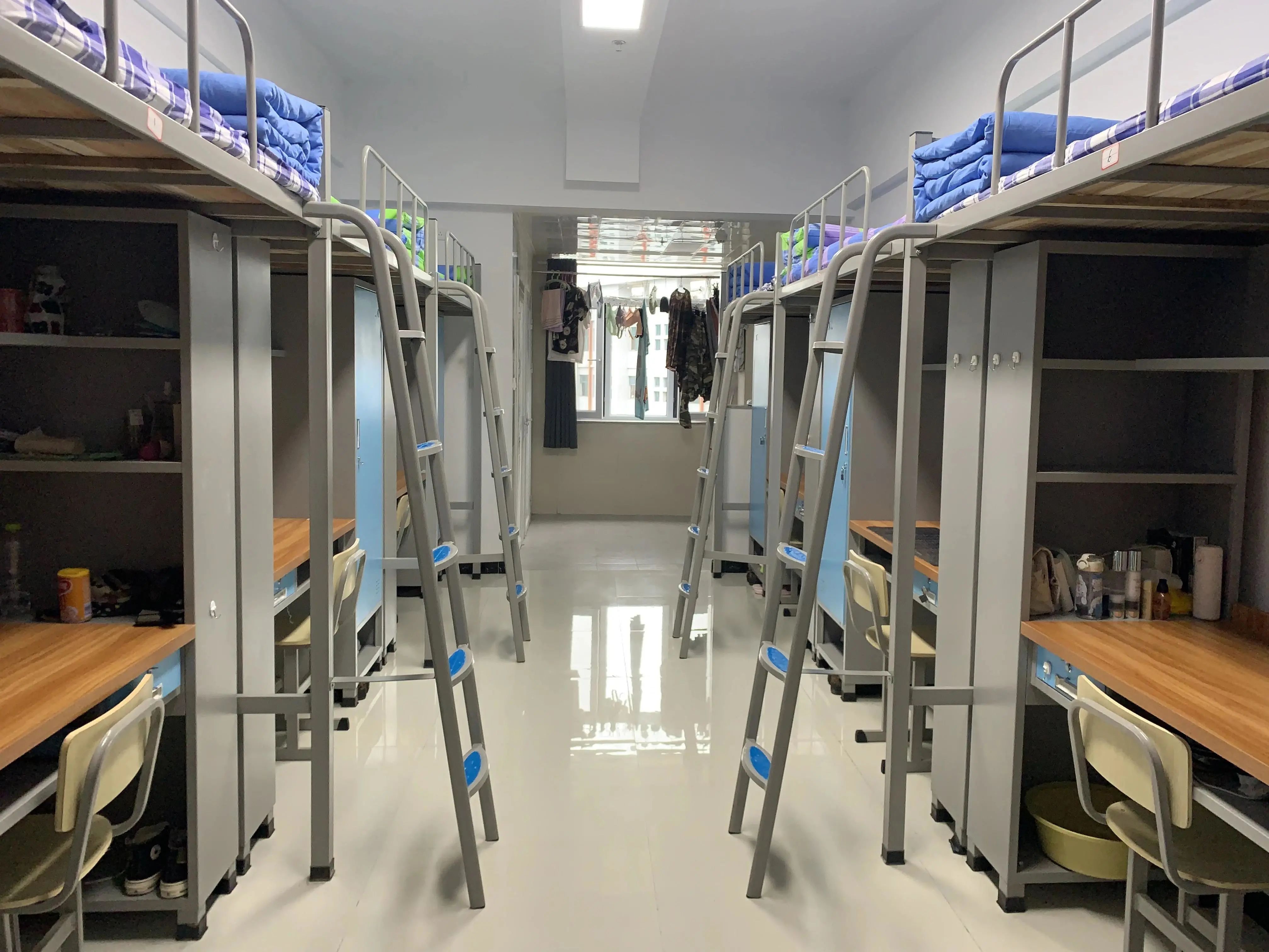 烟台科技学院宿舍前提怎样样,有空协调自力洗手间吗？（附宿舍图片）