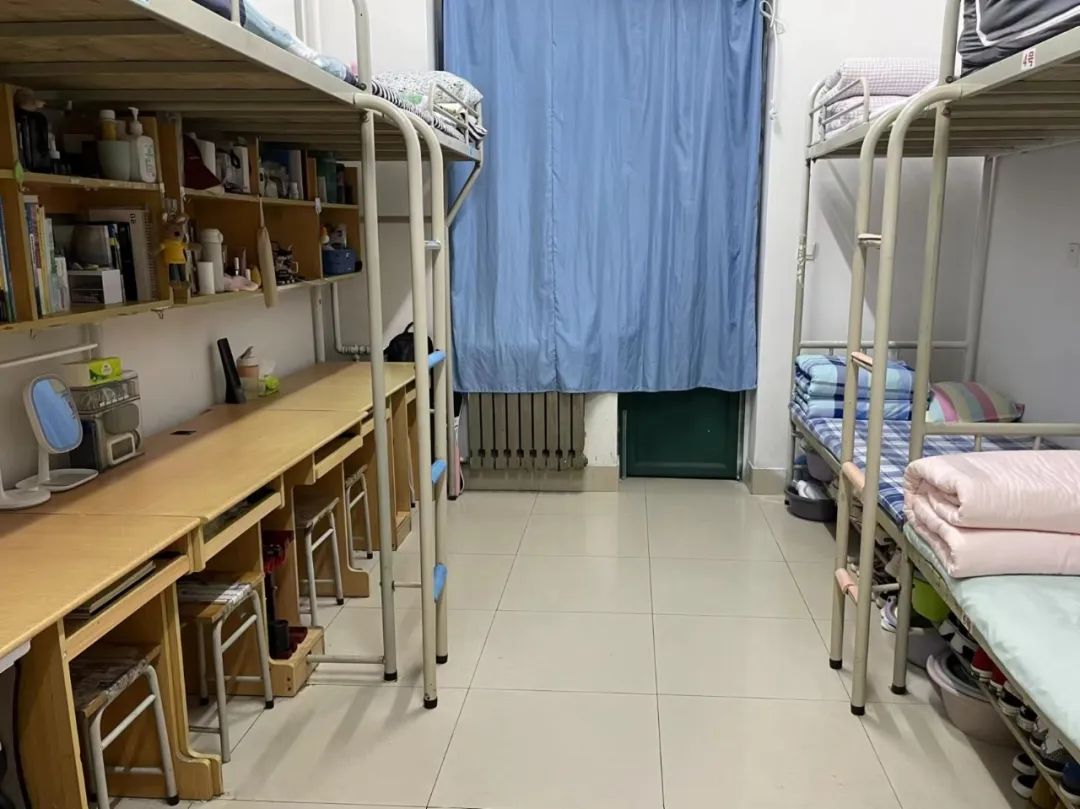 齐鲁产业大学宿舍前提怎样样,有空协调自力洗手间吗？（附宿舍图片）