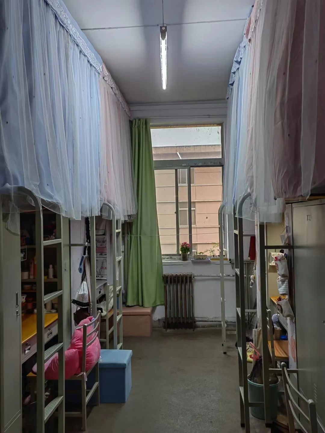 咸阳师范学院宿舍前提怎样样,有空协调自力洗手间吗？（附宿舍图片）