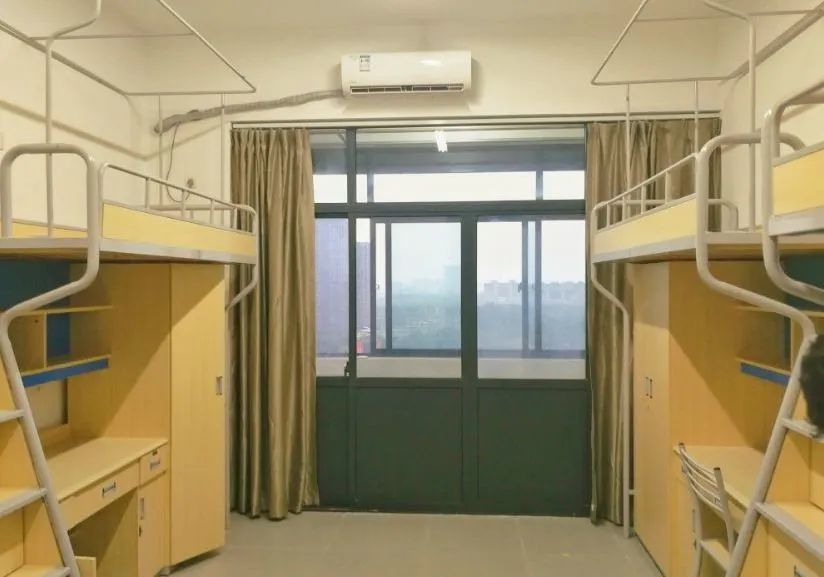 河海大学宿舍前提怎样样,有空协调自力洗手间吗？（附宿舍图片）