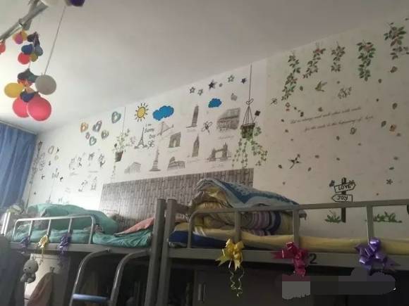 兰州文理学院宿舍前提怎样样,有空协调自力洗手间吗?(附宿舍图片)