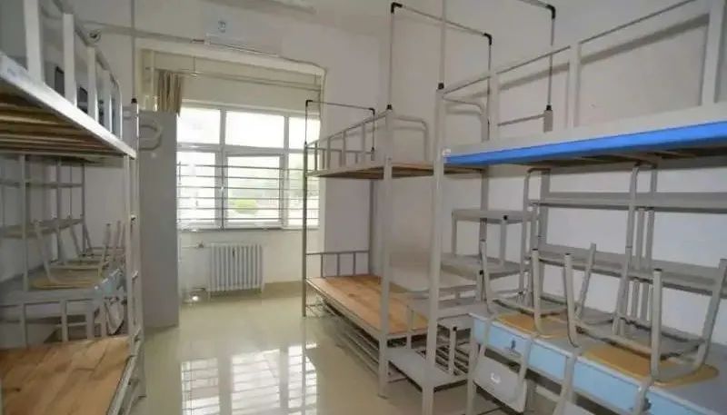 北京第二本国语学院宿舍前提怎样样,有空协调自力洗手间吗?(附宿舍图片)