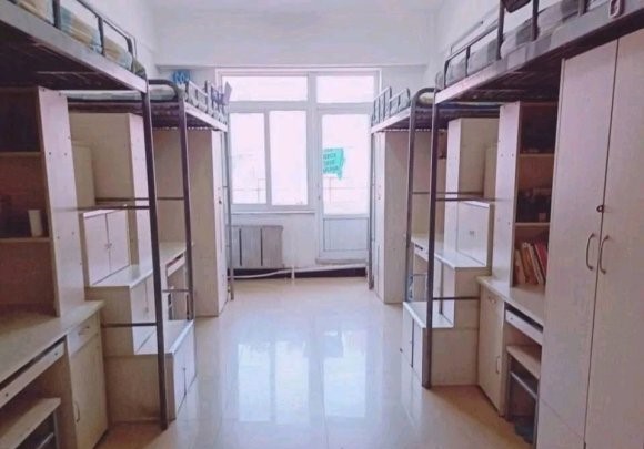 营口理工学院宿舍前提怎样样,有空协调自力洗手间吗？（附宿舍图片）