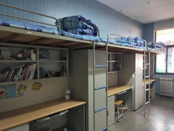 山东师范大学宿舍前提怎样样,有空协调自力洗手间吗？（附宿舍图片）