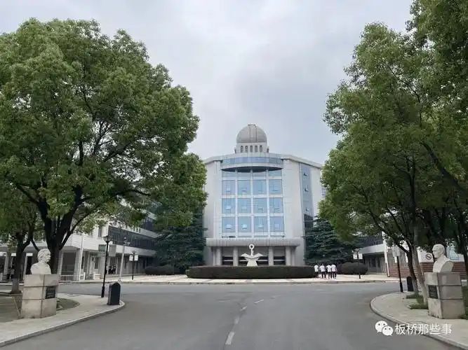 南京市梅山高等中学简介概略(建校汗青、地点、师资、校训、情况)