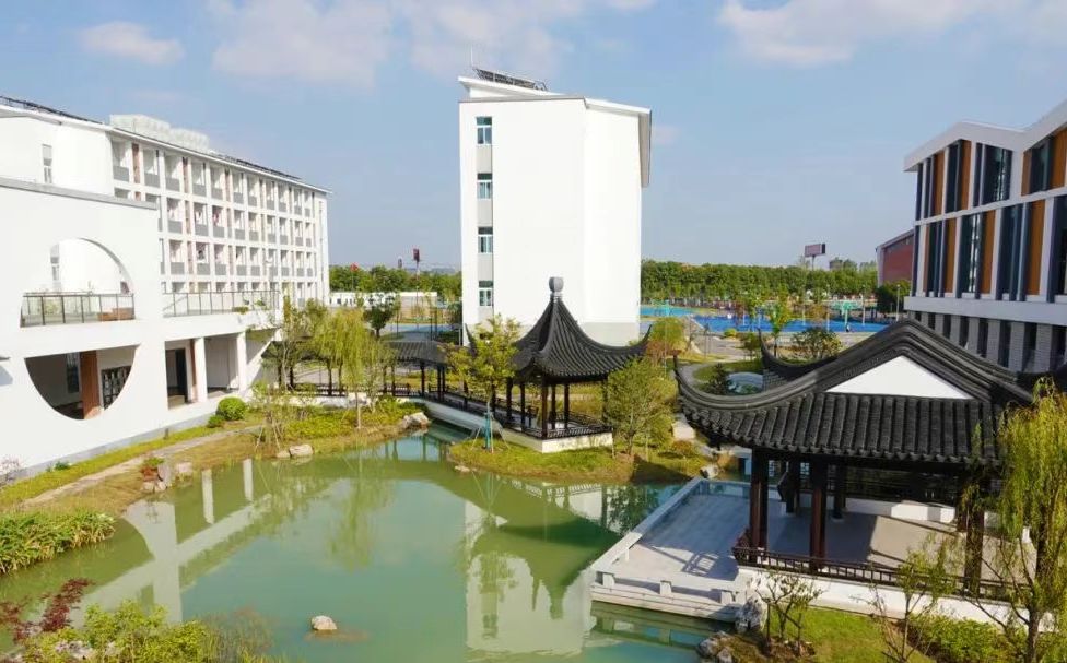 江苏省姑苏第十中黉舍在姑苏的排名第几,南外属于甚么条理？