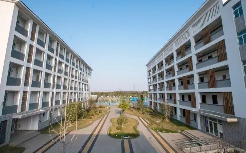 江苏省姑苏第十中黉舍校区在哪_在哪一个区？