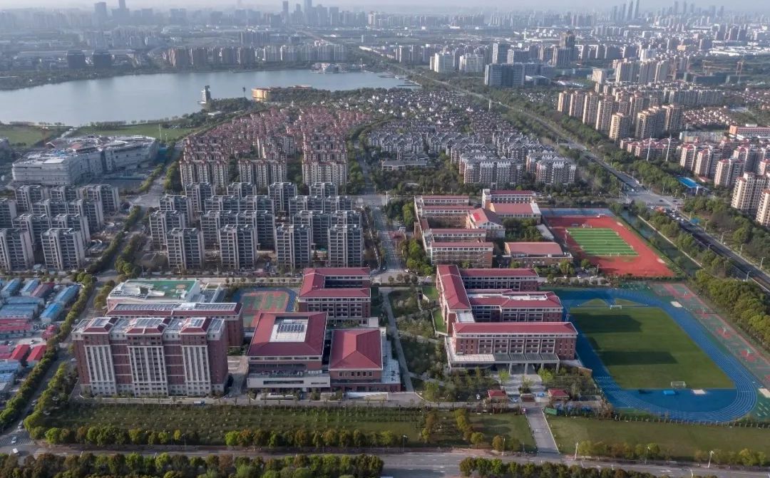 南京航空航天大学姑苏从属中学有几个校区_别离在甚么地位？