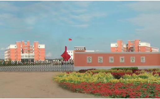 常熟市中学简介概略（建校汗青、地点、师资、校训、情况）