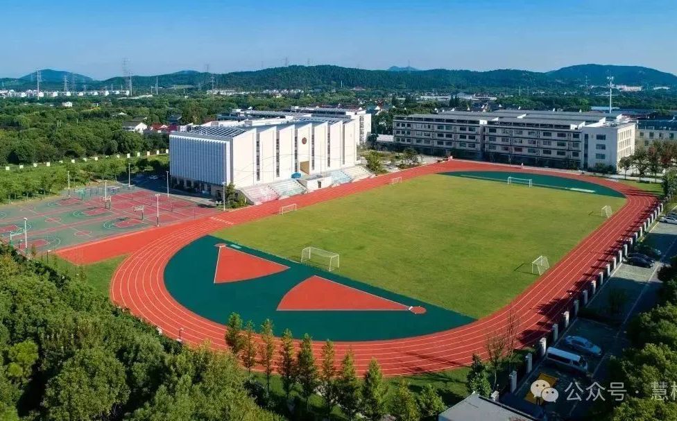 吴中区金山高等中学简介概略（建校汗青、地点、师资、校训、情况）