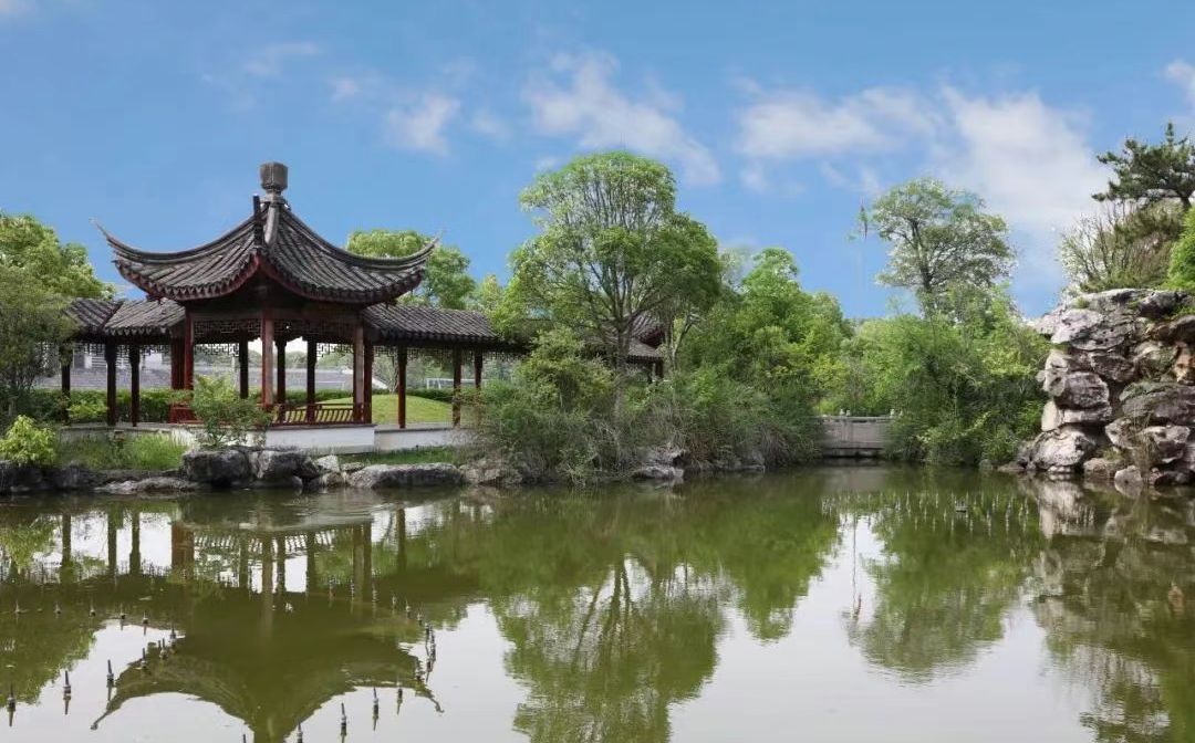 浒浦高等中学简介概略（建校汗青、地点、师资、校训、情况）