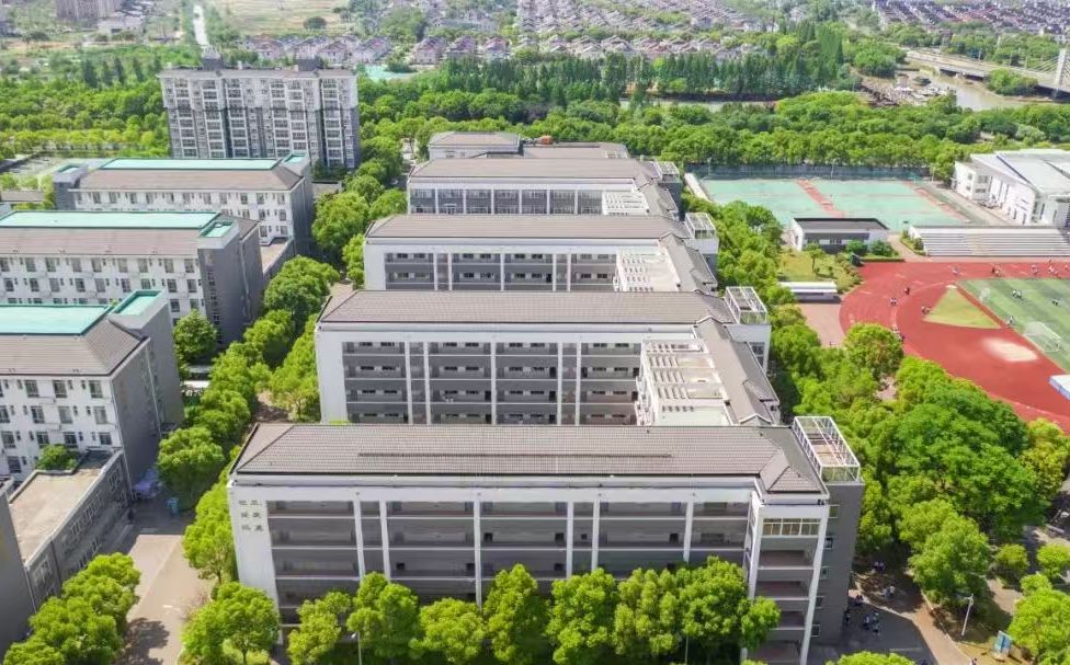 浒浦高等中学地点在那里_位于哪一个区？