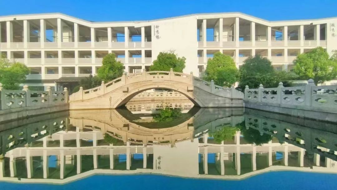 吴江中学简介概略（建校汗青、地点、师资、校训、情况）