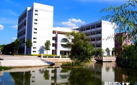 黄埭中学简介概略（建校汗青、地点、师资、校训、情况）
