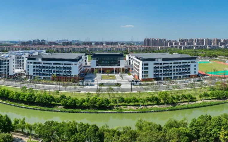周市高中简介概略(建校汗青、地点、师资、校训、情况)