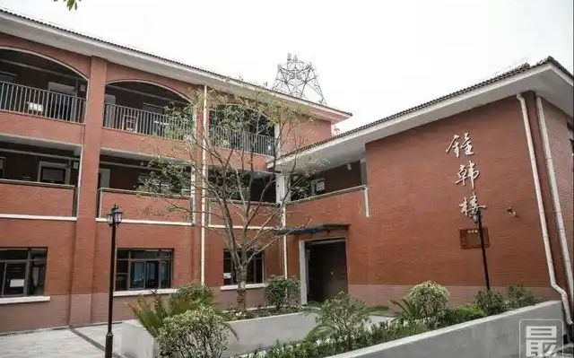 姑苏市第四中学在姑苏的排名第几,南外属于甚么层次?